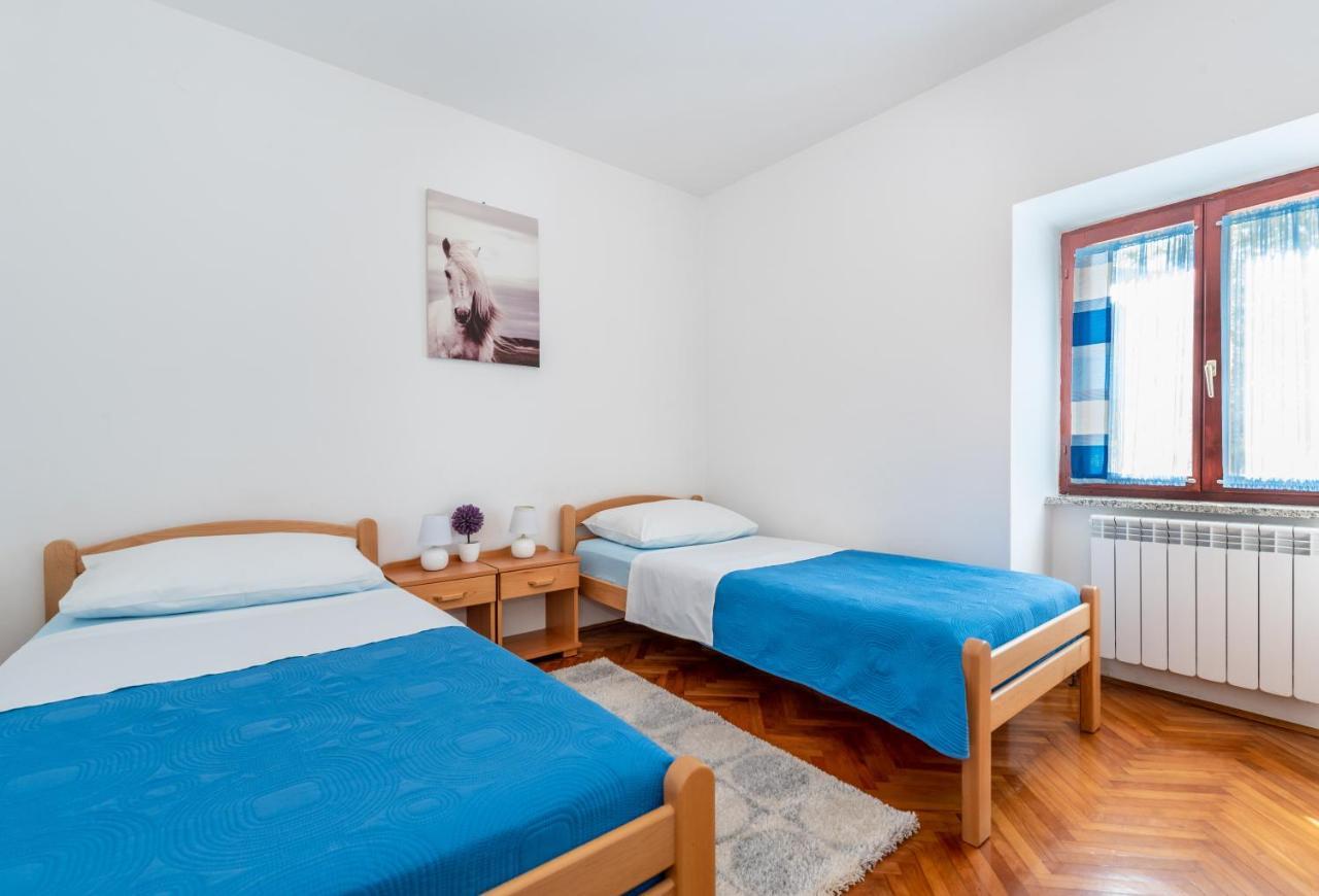 Apartmani Antonija Vozilici Extérieur photo