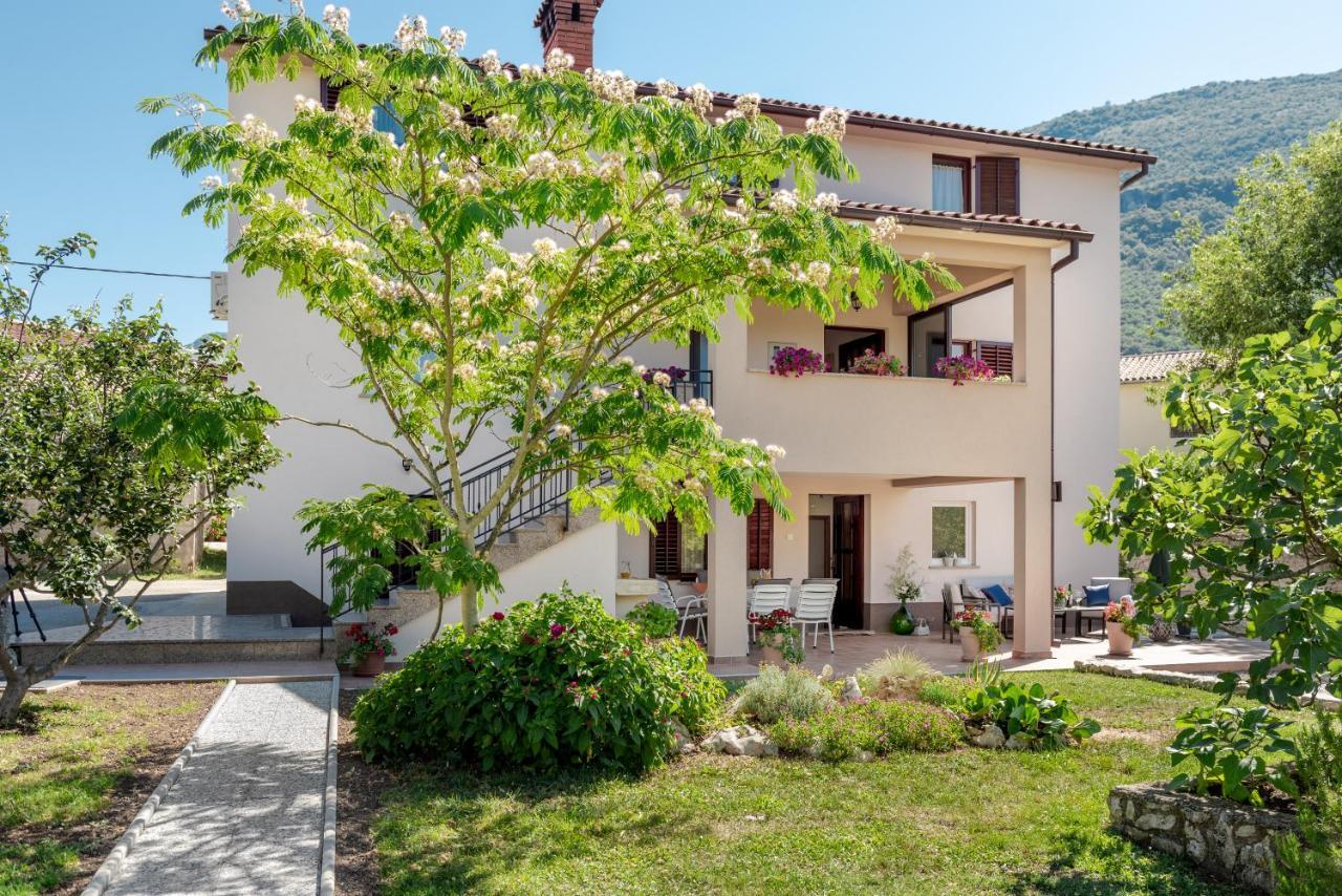 Apartmani Antonija Vozilici Extérieur photo