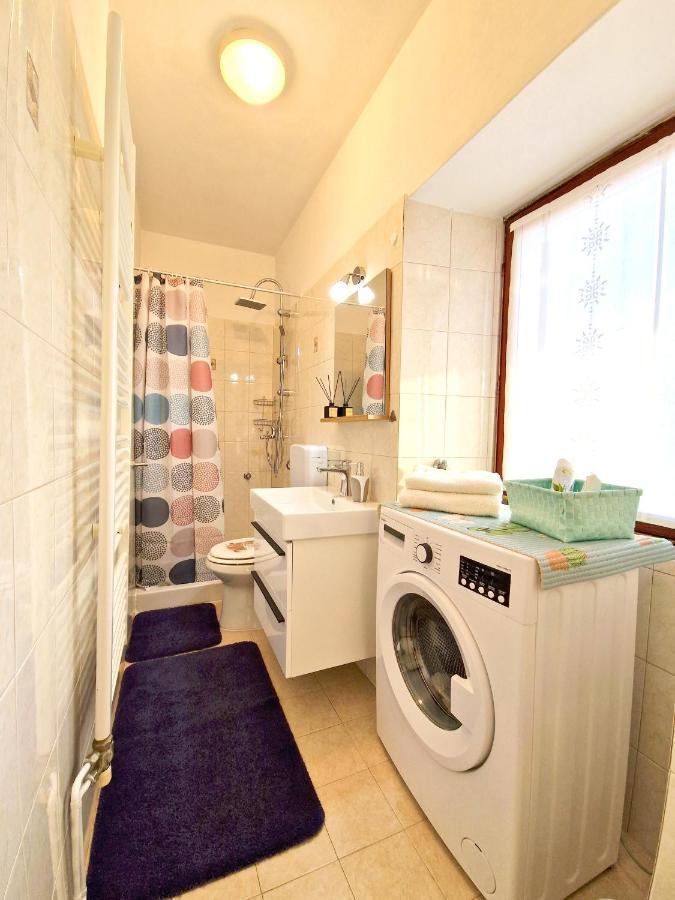 Apartmani Antonija Vozilici Extérieur photo